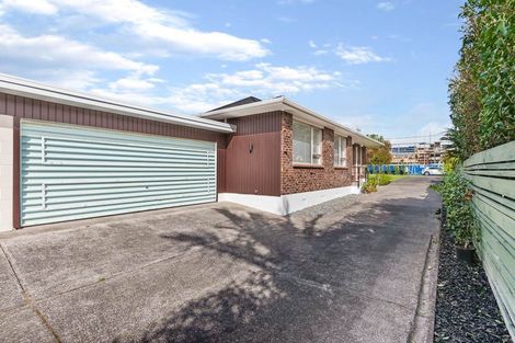 Photo of property in 14a Garland Road, Greenlane, Auckland, 1061