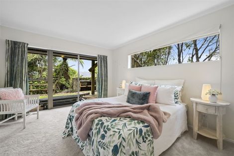 Photo of property in 5 Corrondella Grove, Belmont, Lower Hutt, 5010