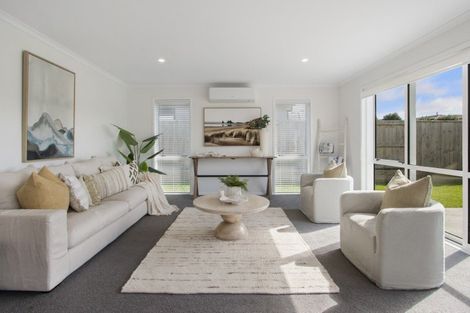 Photo of property in 65 Ridge Drive, Omokoroa, 3114