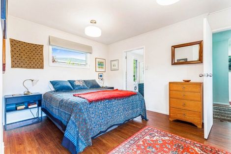 Photo of property in 55 Graham Avenue, Te Atatu Peninsula, Auckland, 0610