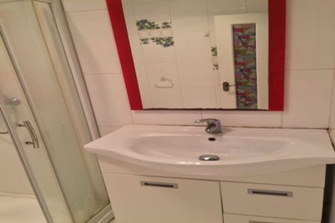 Photo of property in 31 Sequoia Place, Sunnynook, Auckland, 0620