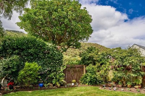 Photo of property in 105 Marine Parade, Eastbourne, Lower Hutt, 5013