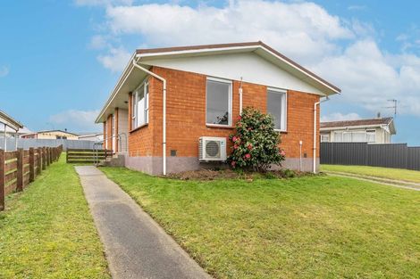 Photo of property in 99 Dunbeath Crescent, Kew, Invercargill, 9812