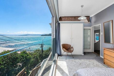 Photo of property in 62 Evans Bay Parade, Roseneath, Wellington, 6021