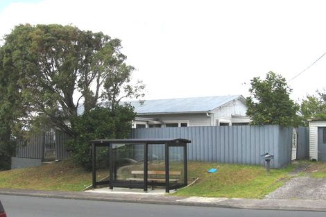 Photo of property in 53 Target Road, Totara Vale, Auckland, 0629