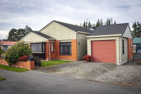 Photo of property in 75 Cox Street, Geraldine, 7930