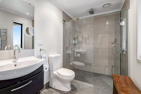 Photo of property in 69a Pipitiwai Drive, Helensville, Kaukapakapa, 0871