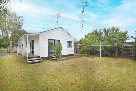 Photo of property in 2/87 Kayes Road, Pukekohe, 2120