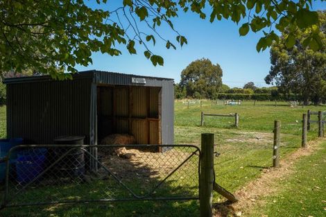 Photo of property in 389 Marshs Road, Halswell, Christchurch, 8025