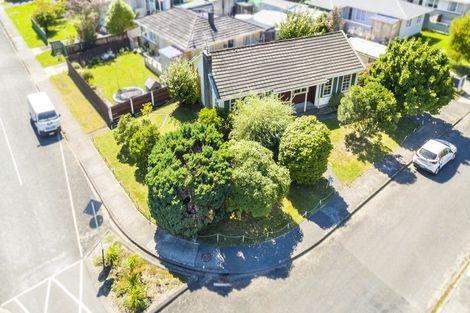 Photo of property in 62 Hillside Drive, Maoribank, Upper Hutt, 5018