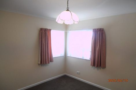 Photo of property in 28 Swansea Street, Hokowhitu, Palmerston North, 4410
