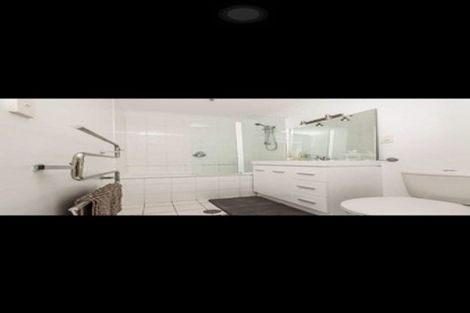 Photo of property in Avoka Apartments, 1a/31 Day Street, Auckland Central, Auckland, 1010