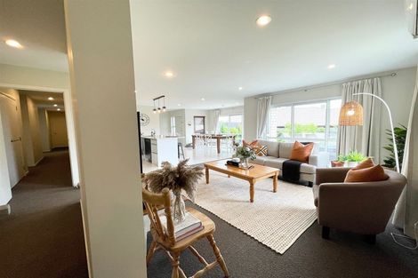 Photo of property in 60 Magellan Rise, Flagstaff, Hamilton, 3210