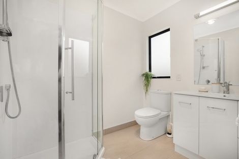 Photo of property in 43 Spur Road, Stillwater, Silverdale, 0993