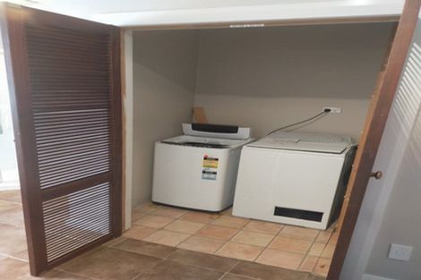 Photo of property in 10 Cole Street, Brighton, Dunedin, 9035