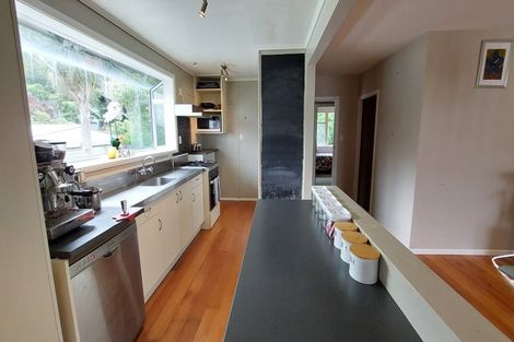 Photo of property in 99 Parkvale Road, Karori, Wellington, 6012