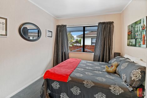 Photo of property in 7 Oakmont Place, Wattle Downs, Auckland, 2103