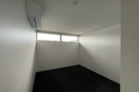 Photo of property in 451 East Coast Road, Murrays Bay, Auckland, 0630