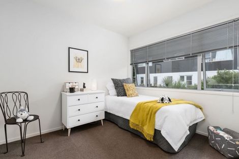 Photo of property in 1/11 Noumea Place, Mairangi Bay, Auckland, 0630