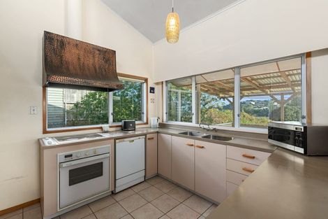 Photo of property in 7a Waiake Street, Torbay, Auckland, 0630