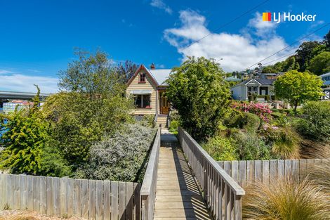 Photo of property in 128 Glen Road, The Glen, Dunedin, 9011