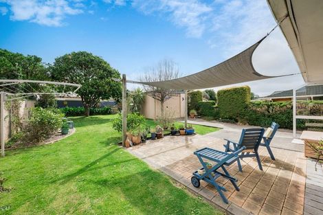 Photo of property in 97a Hillcrest Road, Raumati Beach, Paraparaumu, 5032
