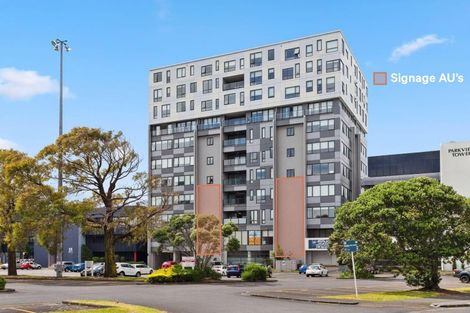 Photo of property in Twin Towers, 811/17 Putney Way, Manukau, Auckland, 2104