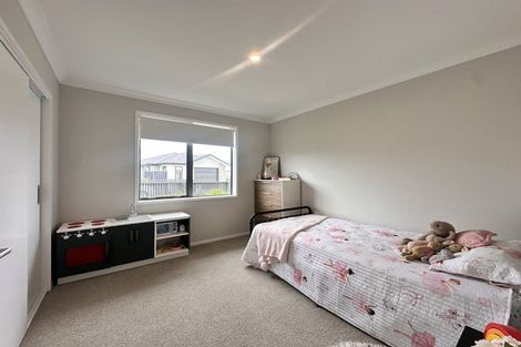 Photo of property in 10 Greenwich Street, Papamoa, 3118