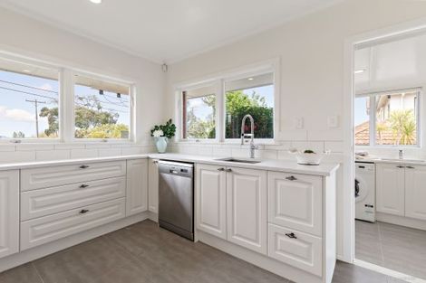 Photo of property in 1/51 Jutland Road, Hauraki, Auckland, 0622