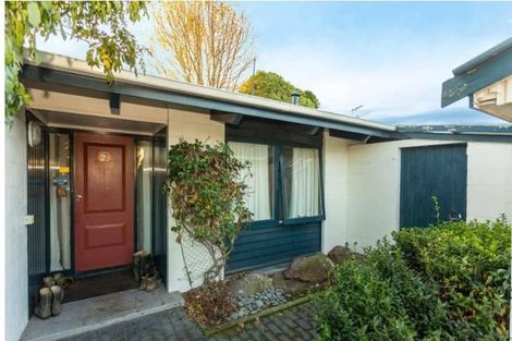 Photo of property in 12 Burrows Place, Ilam, Christchurch, 8041