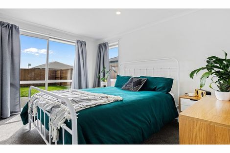 Photo of property in 5 George West Square West, Wigram, Christchurch, 8025