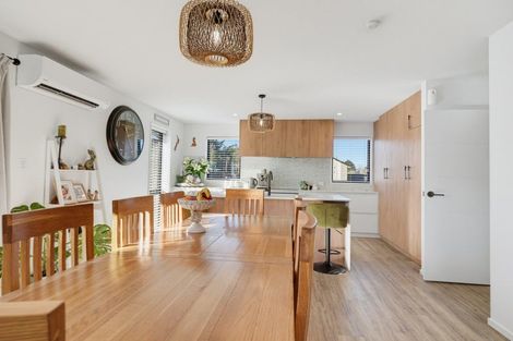 Photo of property in 16 Cam Mill Place, Rangiora, 7400