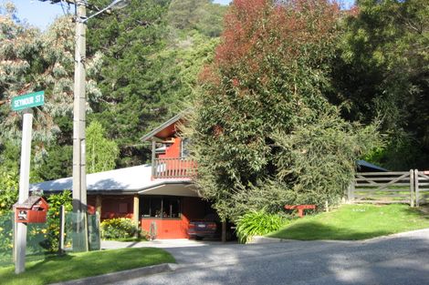 Photo of property in 20 Lincoln Street, Picton, 7220