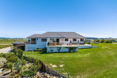 Photo of property in 63 Otara Road, Kaiwaka, 0573