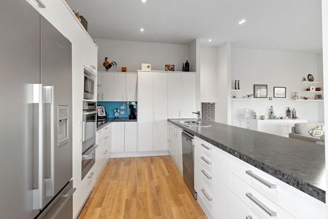 Photo of property in 517 Marine Parade, South New Brighton, Christchurch, 8062