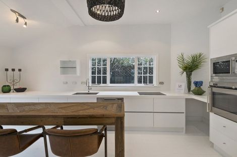 Photo of property in 2/6 Office Road, Merivale, Christchurch, 8014