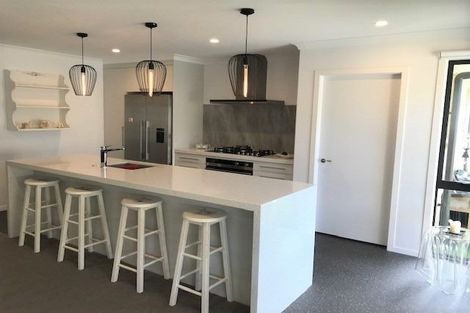 Photo of property in 54 Te Kio Crescent, Papamoa Beach, Papamoa, 3118