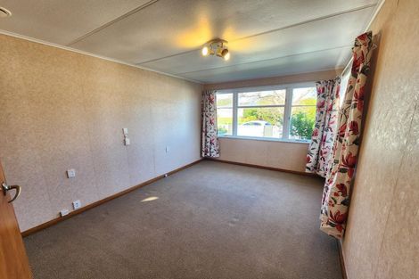 Photo of property in 5 Miles Place, Awapuni, Palmerston North, 4412