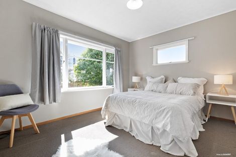 Photo of property in 51 Ramillies Place, Glenfield, Auckland, 0629