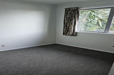 Photo of property in 3 Saint Aidans Way, Tawa, Wellington, 5028