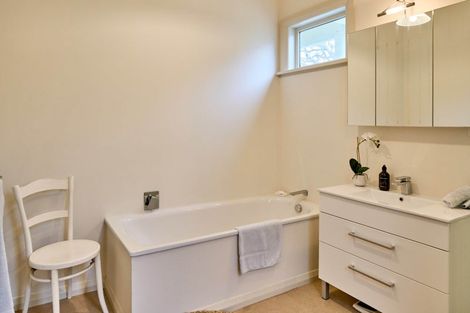 Photo of property in 20 Bloomfield Terrace, Hutt Central, Lower Hutt, 5010