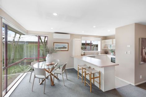 Photo of property in 1/172 Langdons Road, Northcote, Christchurch, 8052