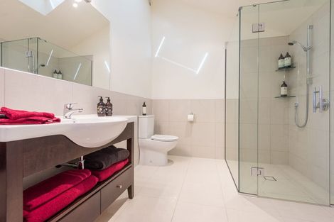 Photo of property in Atholwood Luxury Accommodation, 118 Bronte Road East, Bronte, Upper Moutere, 7173