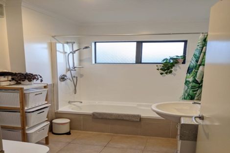 Photo of property in 83c Hill Street, Thorndon, Wellington, 6011