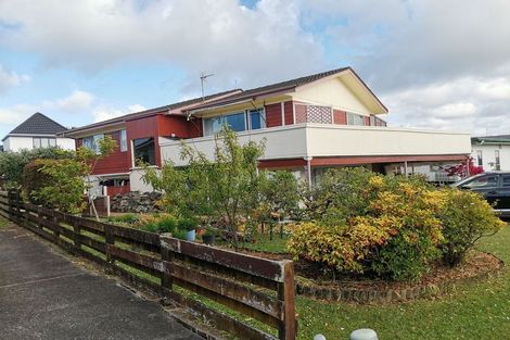 Photo of property in 15 Vanbrugh Place, Bucklands Beach, Auckland, 2014