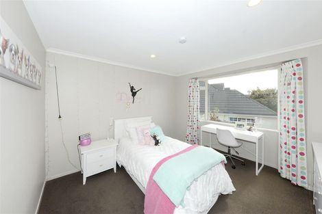 Photo of property in 11 Chateau Drive, Burnside, Christchurch, 8053