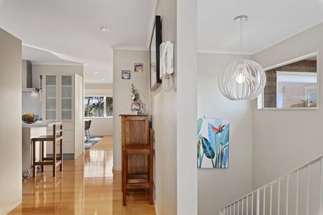 Photo of property in 1/35 Kowhai Road, Mairangi Bay, Auckland, 0630