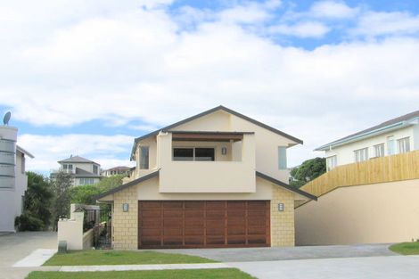 Photo of property in 11 Pitau Road, Mount Maunganui, 3116