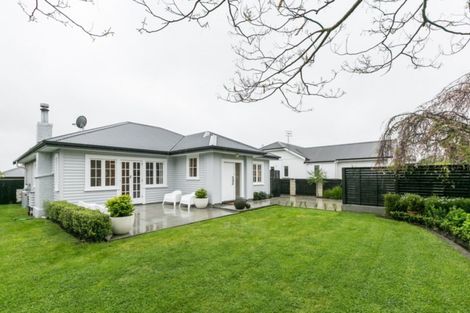 Photo of property in 9 Gillean Street, Havelock North, 4130