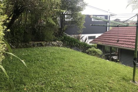 Photo of property in 70 Allington Road, Karori, Wellington, 6012